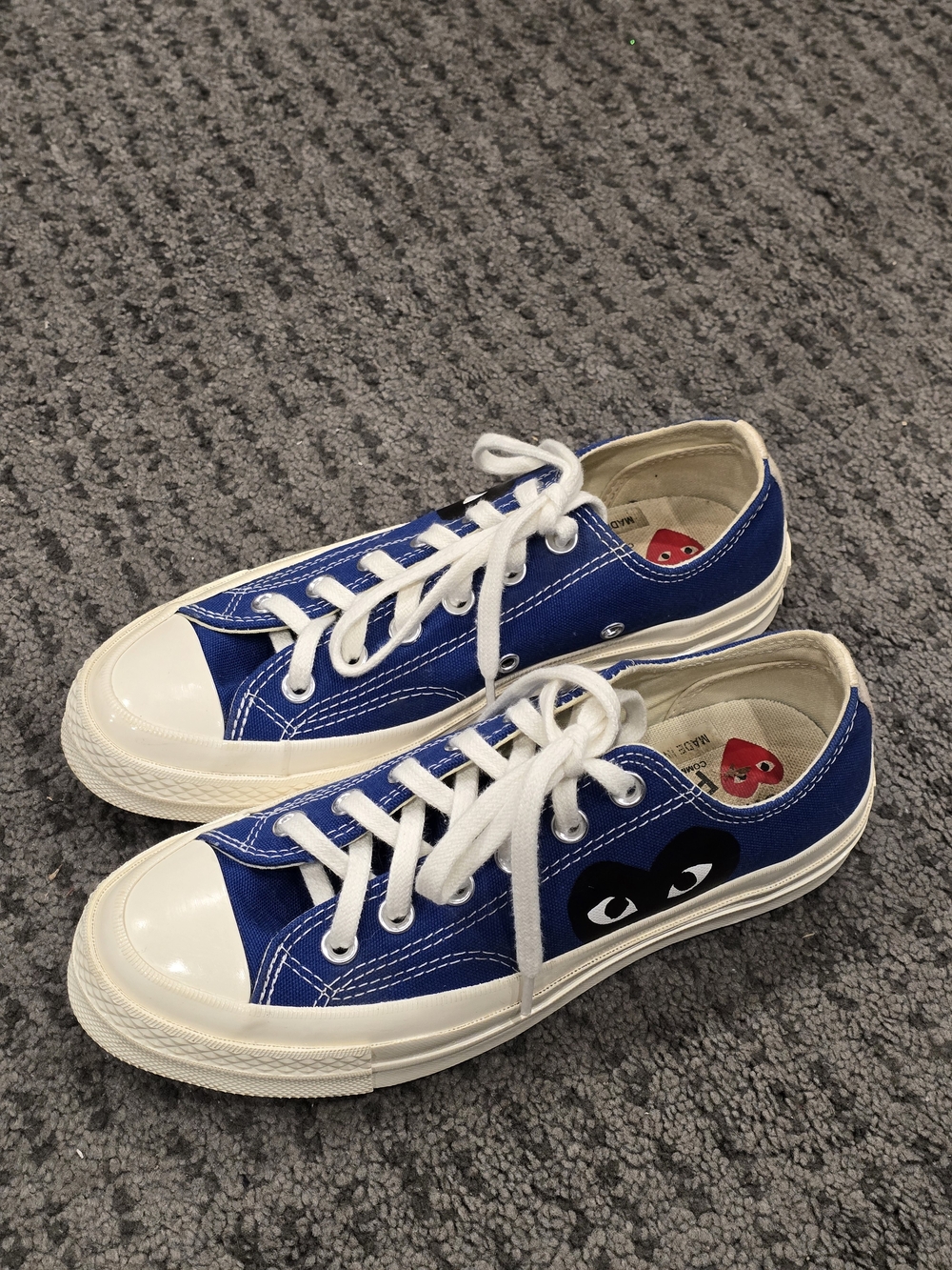 Comme des Garcons PLAY Kids Blue Low-Top Canvas Sneakers